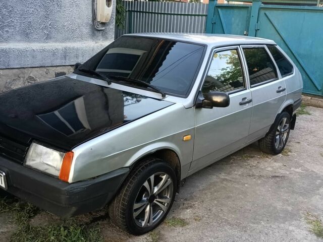 Сірий ВАЗ 2109, об'ємом двигуна 1.5 л та пробігом 214 тис. км за 1097 $, фото 1 на Automoto.ua