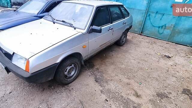 Серый ВАЗ 2109, объемом двигателя 1.5 л и пробегом 300 тыс. км за 1050 $, фото 1 на Automoto.ua