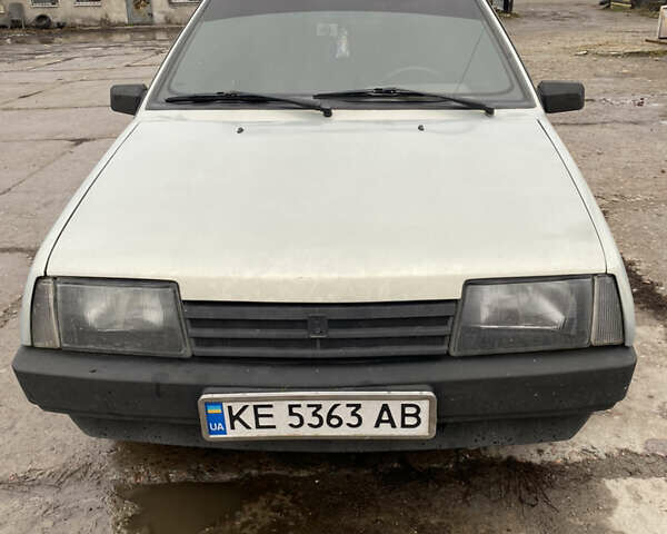 Серый ВАЗ 2109, объемом двигателя 1.5 л и пробегом 200 тыс. км за 1799 $, фото 1 на Automoto.ua