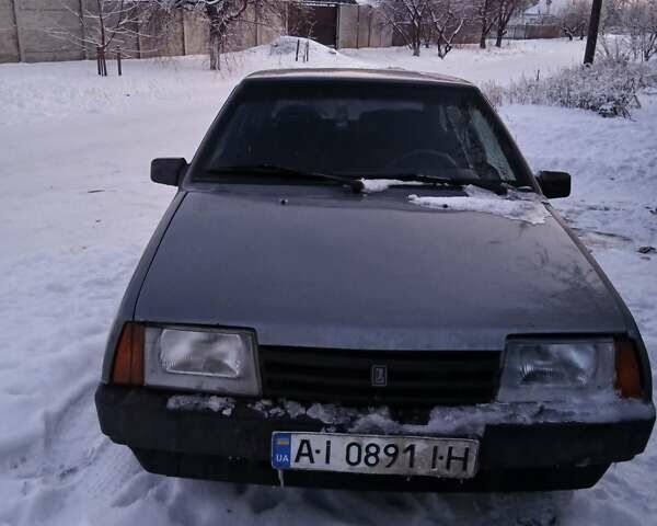 Серый ВАЗ 2109, объемом двигателя 1.5 л и пробегом 250 тыс. км за 800 $, фото 1 на Automoto.ua
