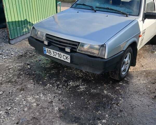 Серый ВАЗ 2109, объемом двигателя 1.5 л и пробегом 80 тыс. км за 1750 $, фото 1 на Automoto.ua