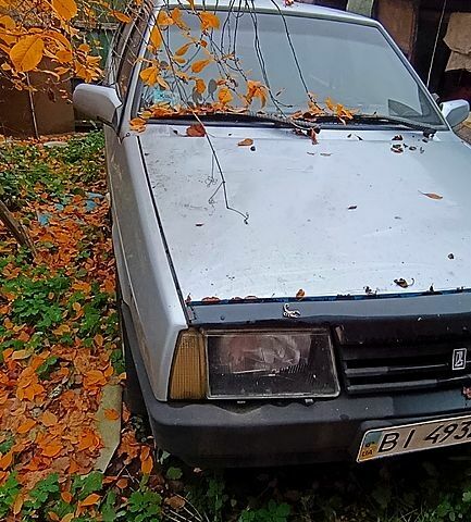 Сірий ВАЗ 2109, об'ємом двигуна 1.5 л та пробігом 130 тис. км за 750 $, фото 1 на Automoto.ua