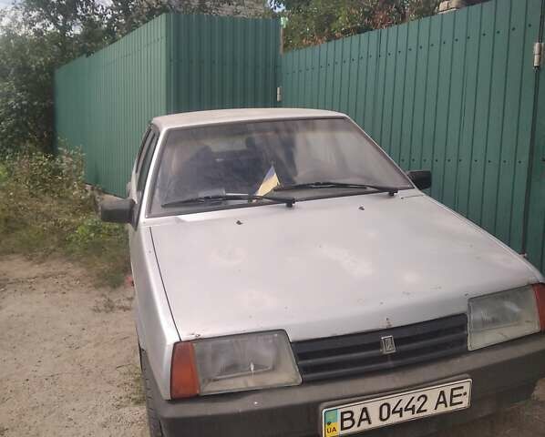Сірий ВАЗ 2109, об'ємом двигуна 1.5 л та пробігом 280 тис. км за 2000 $, фото 1 на Automoto.ua