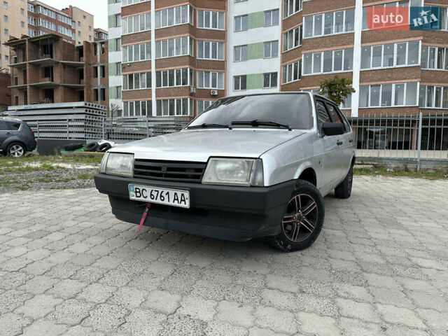 Серый ВАЗ 2109, объемом двигателя 1.5 л и пробегом 235 тыс. км за 1200 $, фото 1 на Automoto.ua