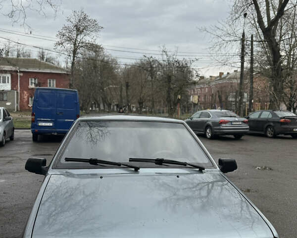 Серый ВАЗ 2109, объемом двигателя 1.5 л и пробегом 333 тыс. км за 1500 $, фото 1 на Automoto.ua