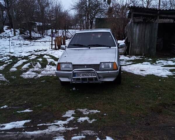 Сірий ВАЗ 2109, об'ємом двигуна 1.5 л та пробігом 300 тис. км за 1300 $, фото 1 на Automoto.ua