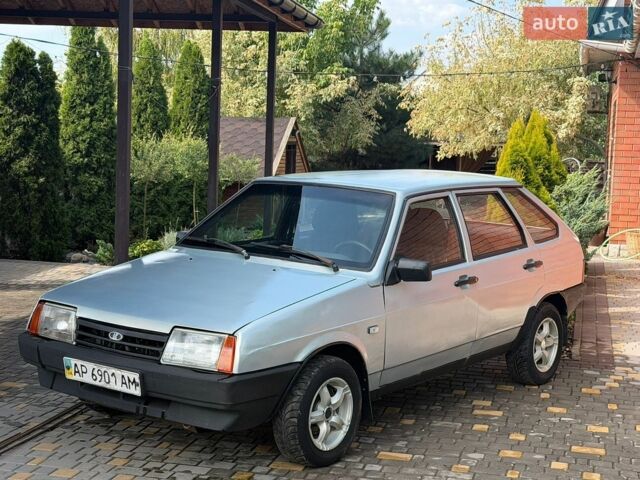 Серый ВАЗ 2109, объемом двигателя 1.5 л и пробегом 200 тыс. км за 888 $, фото 1 на Automoto.ua
