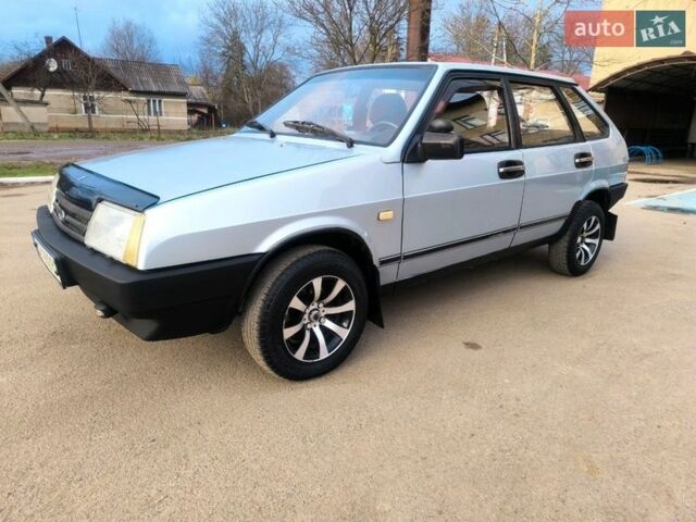Сірий ВАЗ 2109, об'ємом двигуна 1.5 л та пробігом 118 тис. км за 2100 $, фото 1 на Automoto.ua