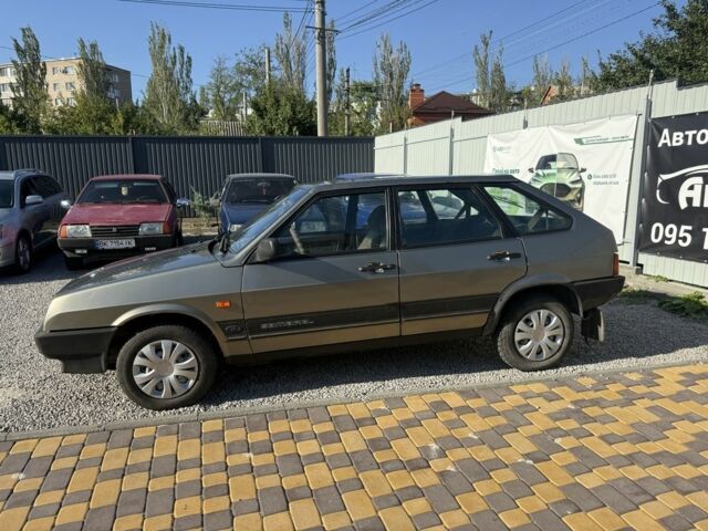 Сірий ВАЗ 2109, об'ємом двигуна 1.5 л та пробігом 200 тис. км за 1000 $, фото 1 на Automoto.ua