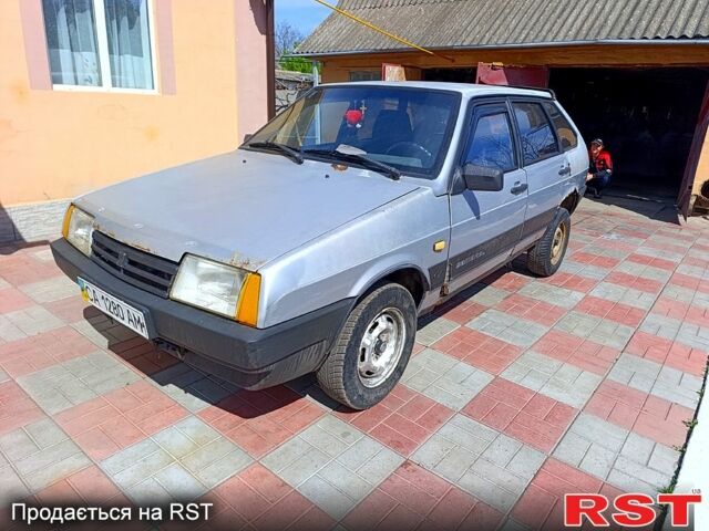 Серый ВАЗ 2109, объемом двигателя 1.5 л и пробегом 198 тыс. км за 500 $, фото 1 на Automoto.ua