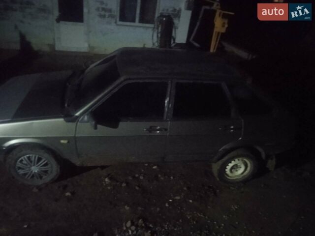 Серый ВАЗ 2109, объемом двигателя 1.5 л и пробегом 299 тыс. км за 900 $, фото 1 на Automoto.ua