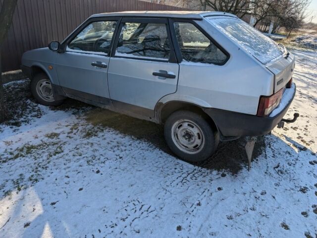 Сірий ВАЗ 2109, об'ємом двигуна 1.5 л та пробігом 111 тис. км за 812 $, фото 1 на Automoto.ua