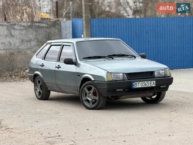 Серый ВАЗ 2109, объемом двигателя 1.5 л и пробегом 370 тыс. км за 1600 $, фото 1 на Automoto.ua