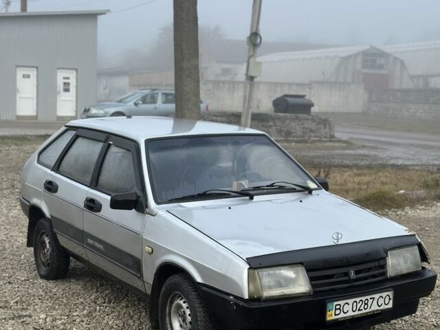 Серый ВАЗ 2109, объемом двигателя 1.5 л и пробегом 280 тыс. км за 550 $, фото 1 на Automoto.ua