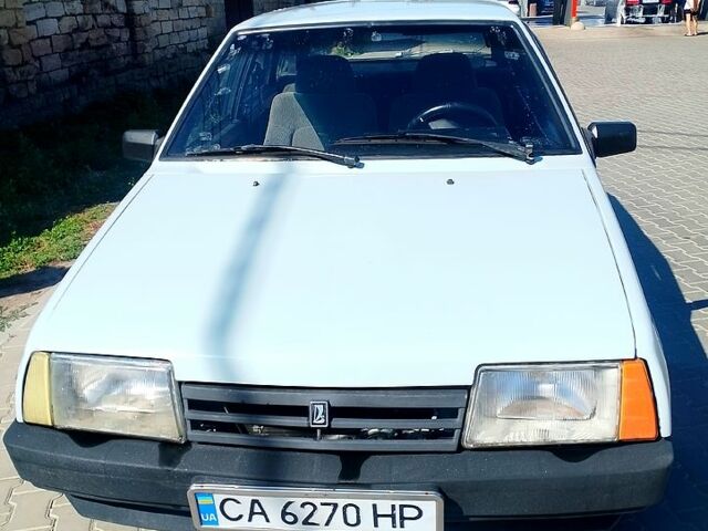 Серый ВАЗ 2109, объемом двигателя 1.5 л и пробегом 250 тыс. км за 1300 $, фото 1 на Automoto.ua