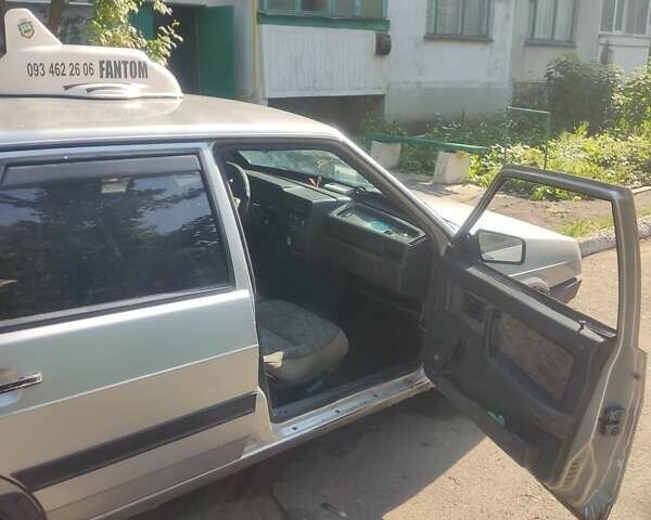 Сірий ВАЗ 2109, об'ємом двигуна 1 л та пробігом 150 тис. км за 1730 $, фото 1 на Automoto.ua
