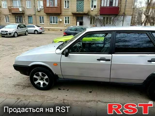 Сірий ВАЗ 2109, об'ємом двигуна 1.5 л та пробігом 45 тис. км за 620 $, фото 1 на Automoto.ua
