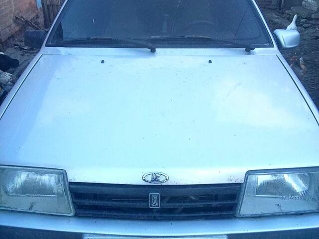 Серый ВАЗ 2109, объемом двигателя 1.5 л и пробегом 180 тыс. км за 950 $, фото 1 на Automoto.ua