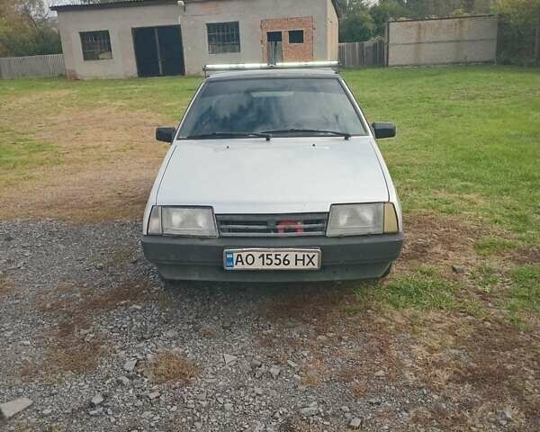 ВАЗ 2109 2003 в Мукачеве на Automoto.ua Серый ВАЗ 2109, объемом двигателя 1.5 л и пробегом 300 тыс. км за 850 $, фото 1 на Automoto.ua