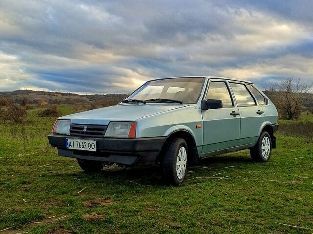 Сірий ВАЗ 2109, об'ємом двигуна 1.5 л та пробігом 300 тис. км за 1550 $, фото 1 на Automoto.ua