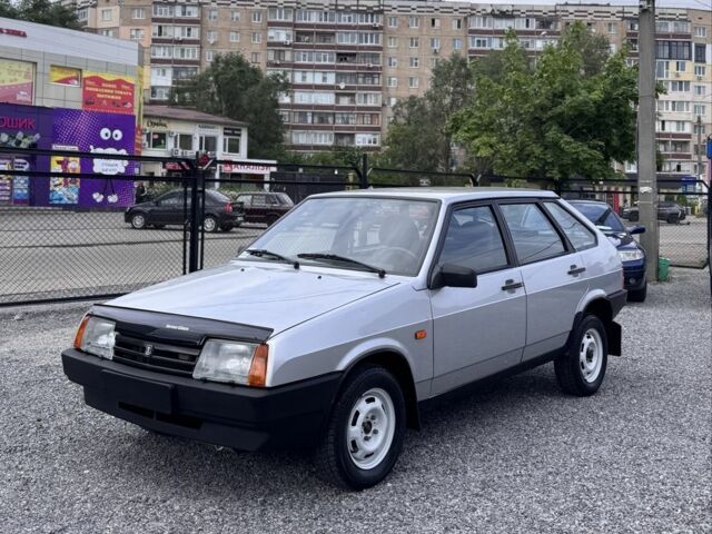 Серый ВАЗ 2109, объемом двигателя 1.5 л и пробегом 57 тыс. км за 2900 $, фото 1 на Automoto.ua