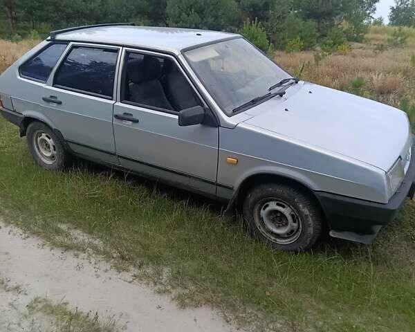 Серый ВАЗ 2109, объемом двигателя 1.5 л и пробегом 184 тыс. км за 1100 $, фото 1 на Automoto.ua