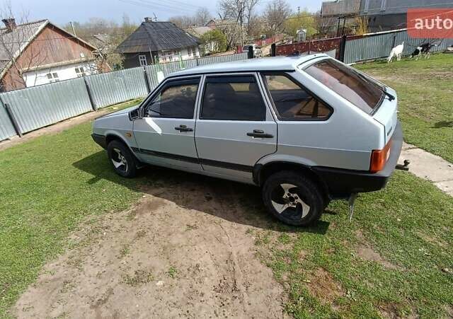 Сірий ВАЗ 2109, об'ємом двигуна 1.5 л та пробігом 125 тис. км за 1100 $, фото 1 на Automoto.ua