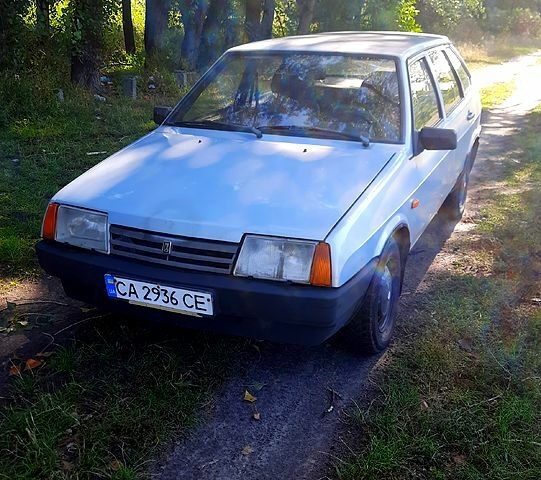 Серый ВАЗ 2109, объемом двигателя 1.5 л и пробегом 165 тыс. км за 800 $, фото 1 на Automoto.ua