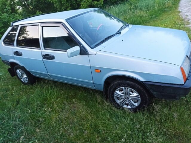 Серый ВАЗ 2109, объемом двигателя 0 л и пробегом 195 тыс. км за 1800 $, фото 1 на Automoto.ua