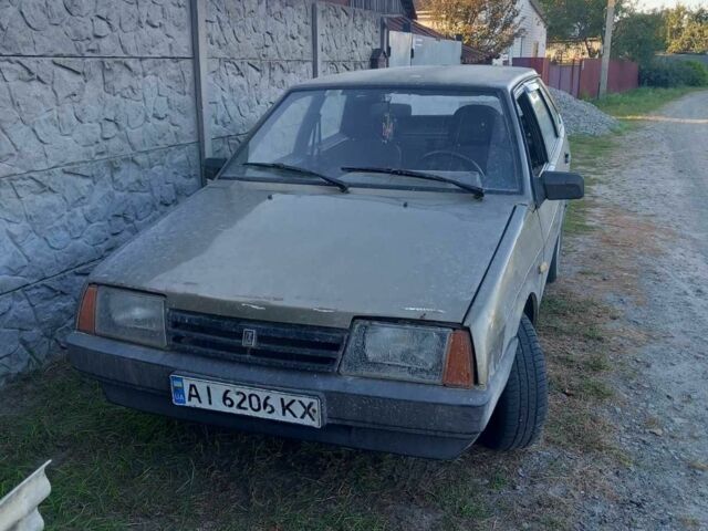 Серый ВАЗ 2109, объемом двигателя 0 л и пробегом 500 тыс. км за 600 $, фото 1 на Automoto.ua