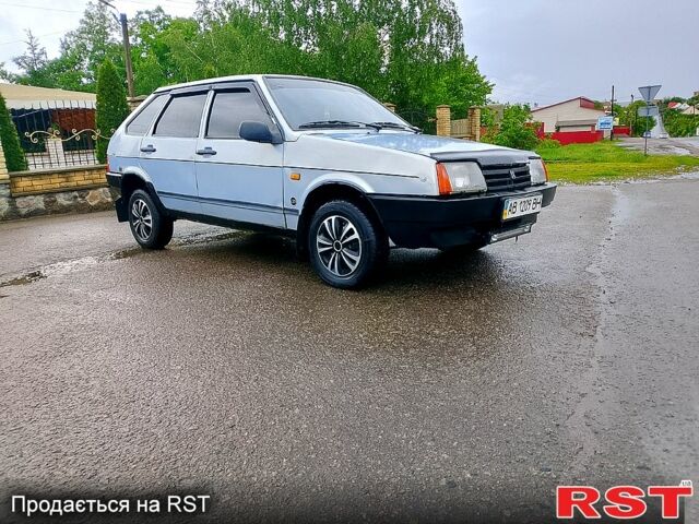 Сірий ВАЗ 2109, об'ємом двигуна 1.5 л та пробігом 258 тис. км за 650 $, фото 1 на Automoto.ua