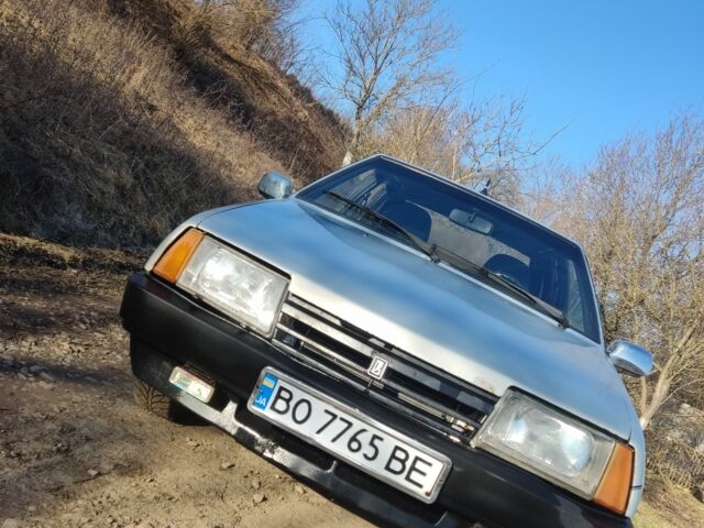 Серый ВАЗ 2109, объемом двигателя 1.5 л и пробегом 256 тыс. км за 950 $, фото 1 на Automoto.ua