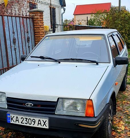 Сірий ВАЗ 2109, об'ємом двигуна 1.5 л та пробігом 155 тис. км за 2200 $, фото 1 на Automoto.ua