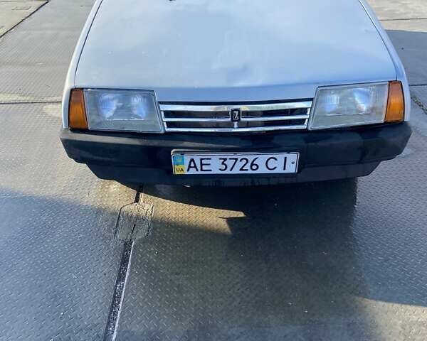 Серый ВАЗ 2109, объемом двигателя 1.5 л и пробегом 166 тыс. км за 2500 $, фото 1 на Automoto.ua