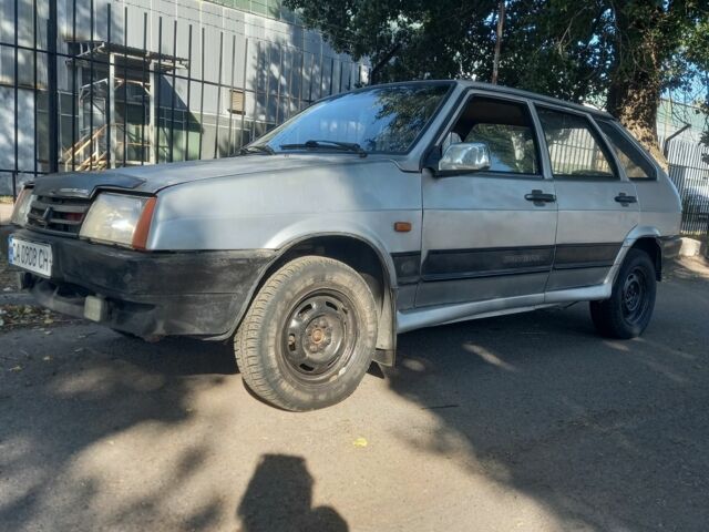 Сірий ВАЗ 2109, об'ємом двигуна 1.5 л та пробігом 100 тис. км за 852 $, фото 1 на Automoto.ua