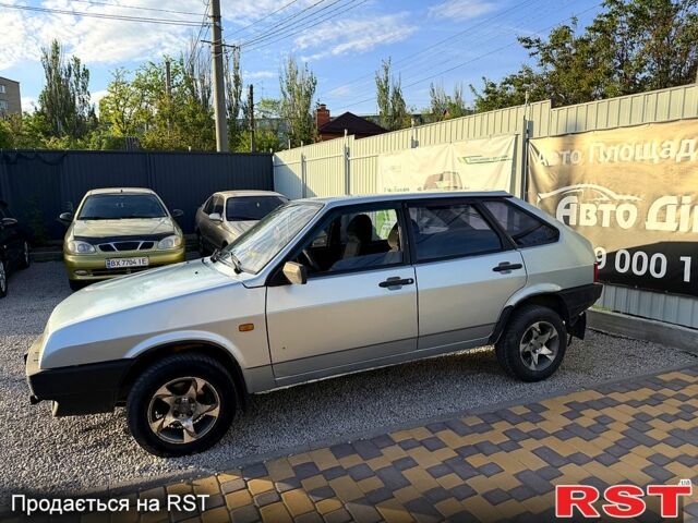 Серый ВАЗ 2109, объемом двигателя 1.5 л и пробегом 200 тыс. км за 1300 $, фото 1 на Automoto.ua