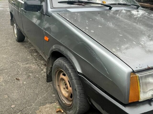 Серый ВАЗ 2109, объемом двигателя 1.5 л и пробегом 120 тыс. км за 650 $, фото 1 на Automoto.ua