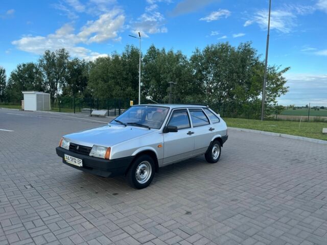 Сірий ВАЗ 2109, об'ємом двигуна 1.5 л та пробігом 177 тис. км за 1800 $, фото 1 на Automoto.ua