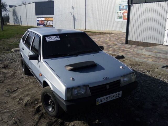Серый ВАЗ 2109, объемом двигателя 1.5 л и пробегом 230 тыс. км за 1800 $, фото 1 на Automoto.ua