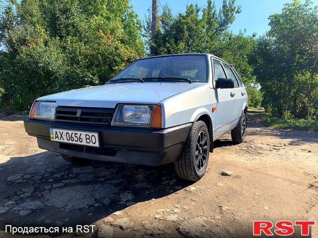 Серый ВАЗ 2109, объемом двигателя 1.5 л и пробегом 130 тыс. км за 1950 $, фото 1 на Automoto.ua