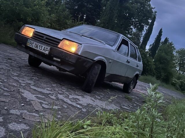 Серый ВАЗ 2109, объемом двигателя 1.6 л и пробегом 200 тыс. км за 600 $, фото 1 на Automoto.ua