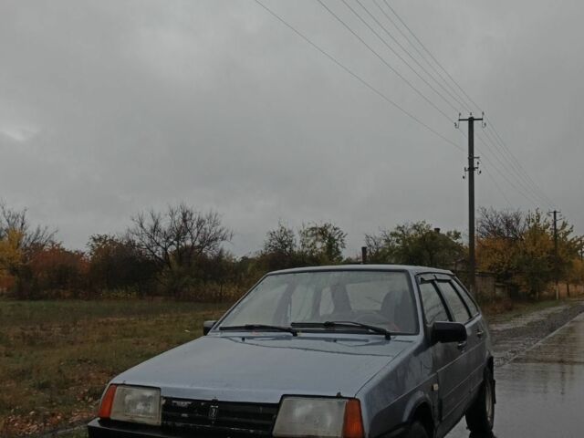 ВАЗ 2109 2006 в Павлограде на Automoto.ua Серый ВАЗ 2109, объемом двигателя 1.5 л и пробегом 200 тыс. км за 1092 $, фото 1 на Automoto.ua