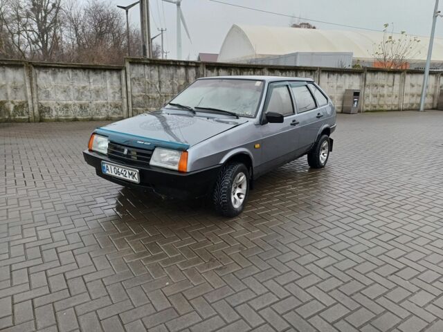 Серый ВАЗ 2109, объемом двигателя 1.5 л и пробегом 290 тыс. км за 1300 $, фото 1 на Automoto.ua
