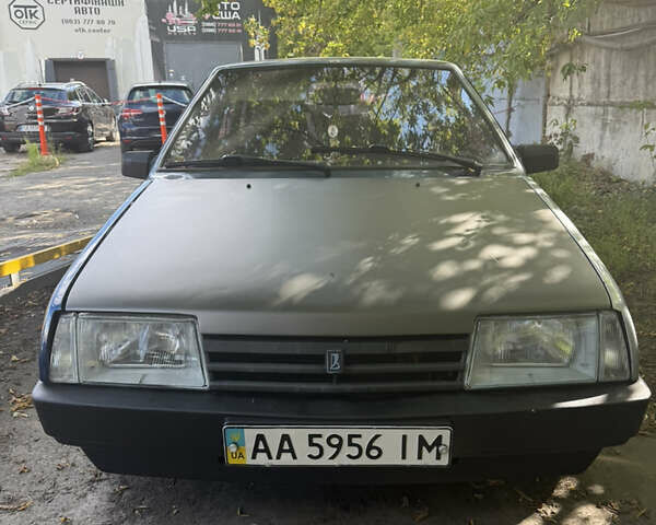 Серый ВАЗ 2109, объемом двигателя 1.5 л и пробегом 999 тыс. км за 1100 $, фото 1 на Automoto.ua