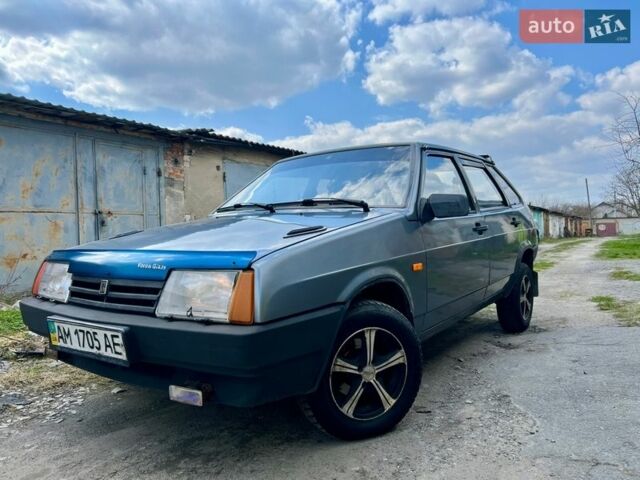 Серый ВАЗ 2109, объемом двигателя 1.5 л и пробегом 193 тыс. км за 1350 $, фото 1 на Automoto.ua