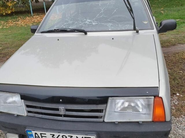 Сірий ВАЗ 2109, об'ємом двигуна 1.5 л та пробігом 162 тис. км за 1000 $, фото 1 на Automoto.ua