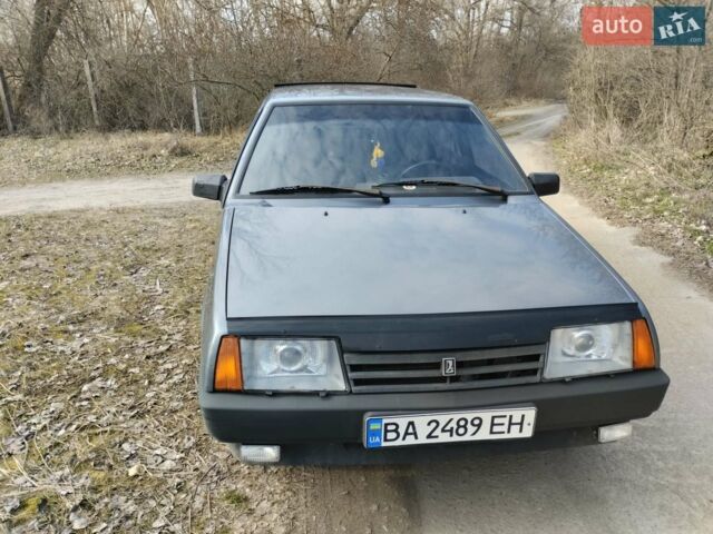 Серый ВАЗ 2109, объемом двигателя 1.5 л и пробегом 230 тыс. км за 1800 $, фото 1 на Automoto.ua
