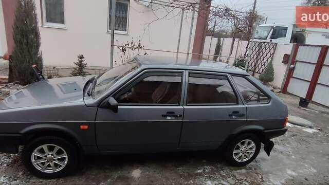 Сірий ВАЗ 2109, об'ємом двигуна 1.5 л та пробігом 172 тис. км за 2100 $, фото 1 на Automoto.ua