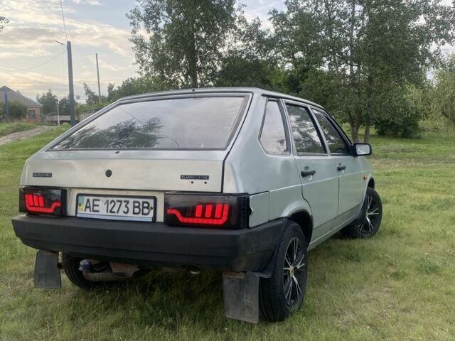 Серый ВАЗ 2109, объемом двигателя 1.5 л и пробегом 197 тыс. км за 2100 $, фото 1 на Automoto.ua