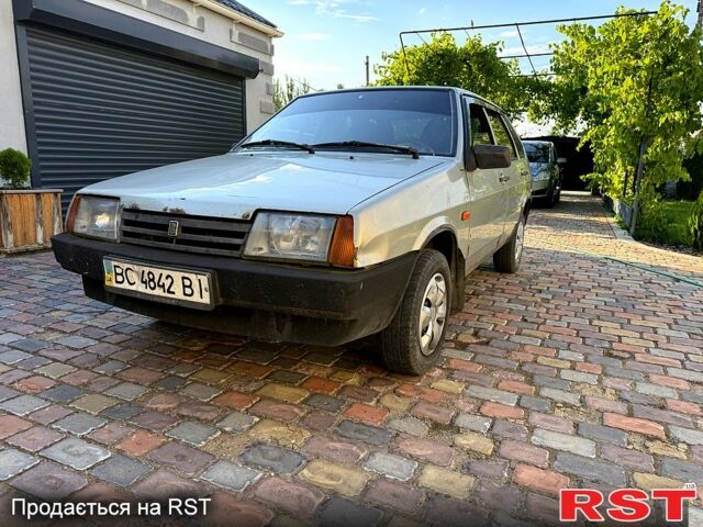 Сірий ВАЗ 2109, об'ємом двигуна 1.5 л та пробігом 238 тис. км за 1250 $, фото 1 на Automoto.ua